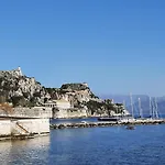 Kontis Apts Lejlighed