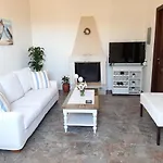 Lejlighed Kontis Apts
