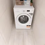 Kontis Apts Lejlighed
