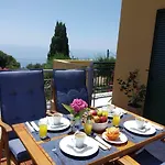 Kontis Apts Lejlighed Pelekas
