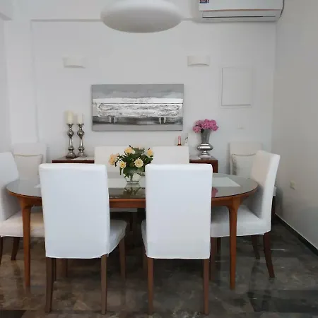 Kontis Apts ペレカス