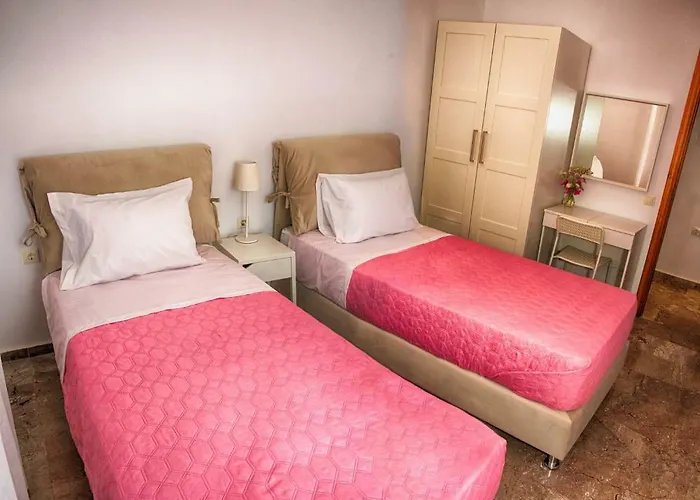 Kontis Apts Апартаменты Пелекас