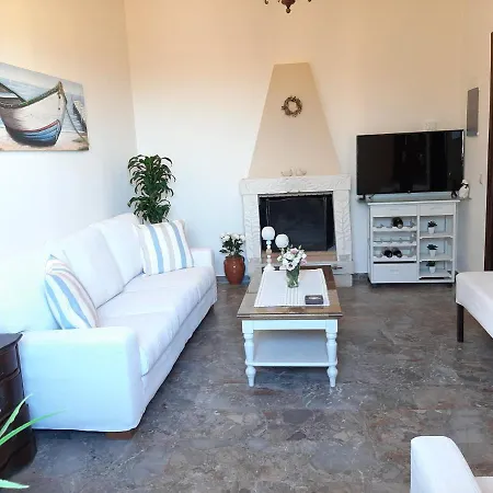 Kontis Apts Apartment