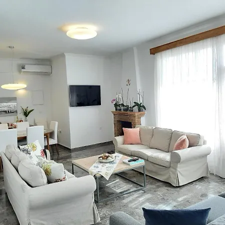 Апартаменты Kontis Apts *