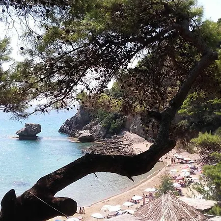 Kontis Apts Appartamento