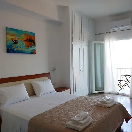 Kontis Apts Appartamento Pelekas