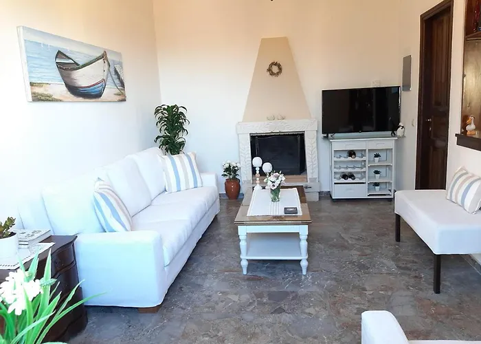Kontis Apts Appartamento