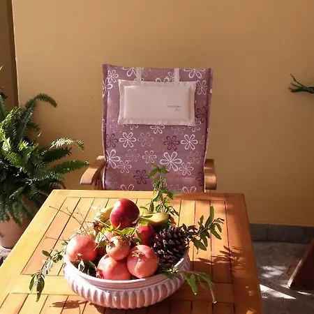 Kontis Apts Apartamento