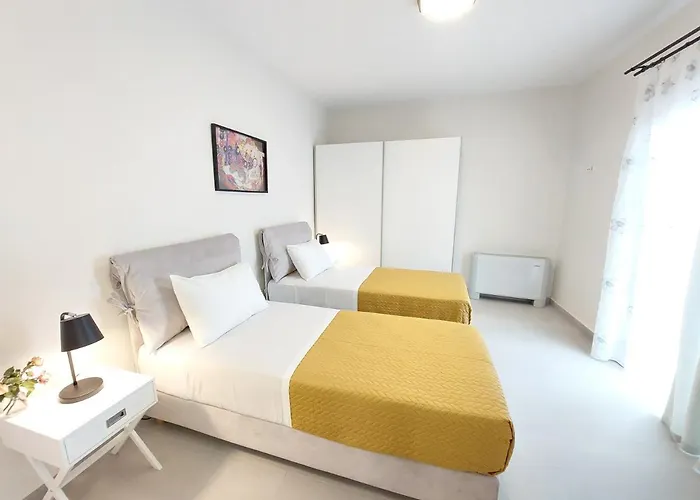 Kontis Apts Pelekas